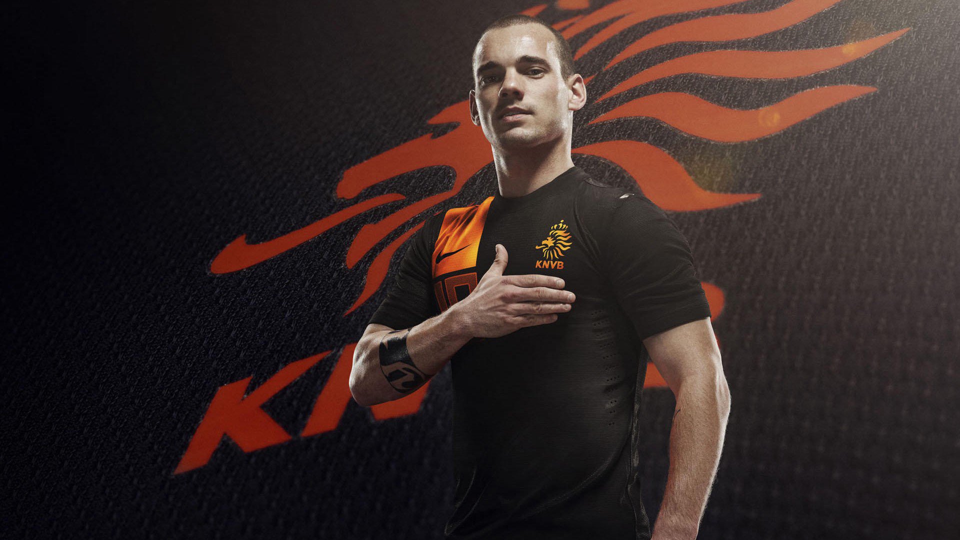 比赛结束后球员自发感谢远征球迷现场气氛感人至深，比赛后的致谢语